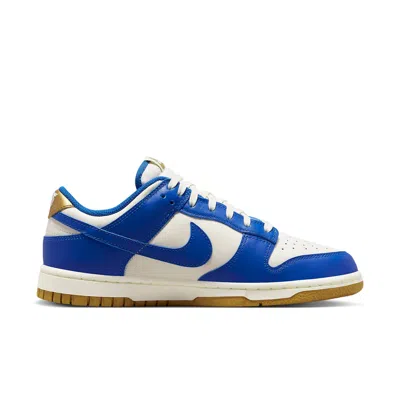 Nike Dunk Leather Sneakers In Blue