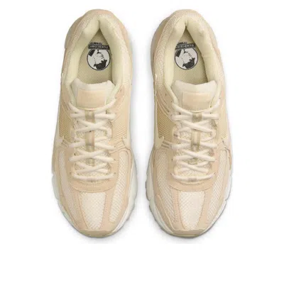 Nike Zoom Vomero 5 Sneakers In Brown