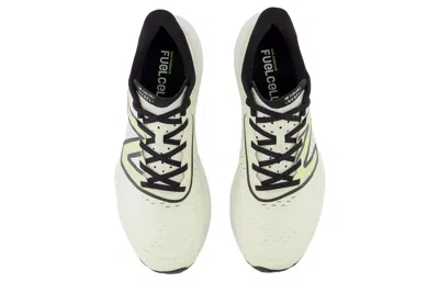 New Balance Men's Fuelcell Rebel V3