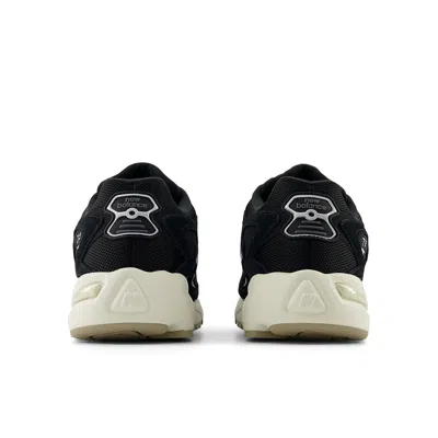 New Balance 725 'black Metallic Silver' In Multi