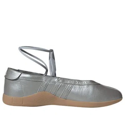 Adidas Originals Taekwondo Mei Dancers In Gray