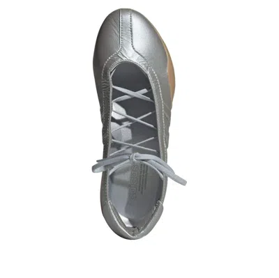 Adidas Originals Taekwondo Mei Dancers In Gray