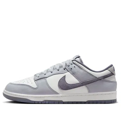 Nike Dunk Low Retro Sneaker In Gray