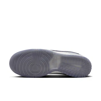 Nike Dunk Low Retro Sneaker In Gray