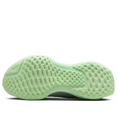Nike Zoomx Invincible Run 3 Running Shoe In Green