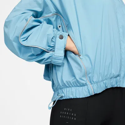 Nike (wmns)  Windbreaker Run Division Jacket Asia Sizing 'blue'