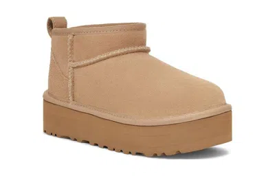 Ugg Woman "classic Ultra Mini Platform" In Brown