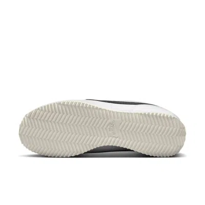 Nike Cortez Low-top Sneakers In White