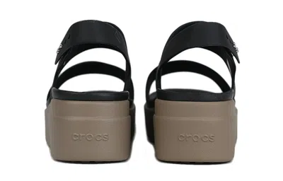 Crocs Brooklyn Low Wedge