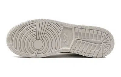 Air Jordan (gs)  1 Mid 'phantom' In White