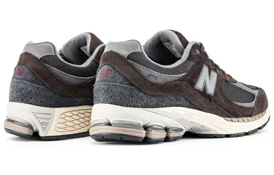 New Balance Unisex 2002r