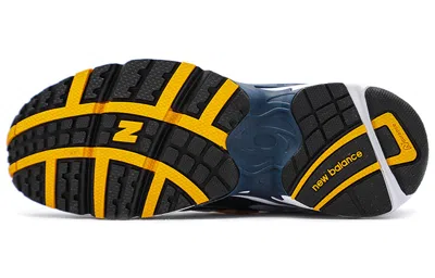 New Balance 725 'silver Gray White' In Multi