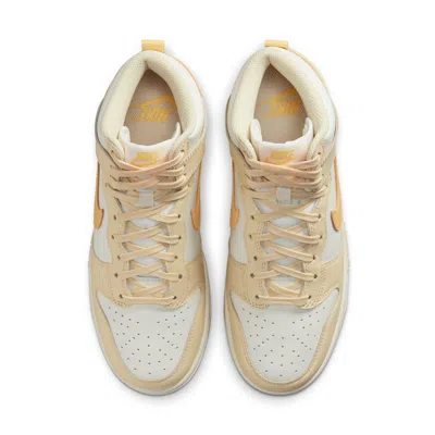 Nike (wmns)  Dunk High 'pale Vanilla' In Multi