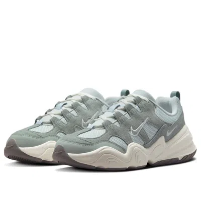Nike Tech Hera Sneaker In Gray
