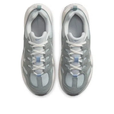 Nike Tech Hera Sneaker In Gray