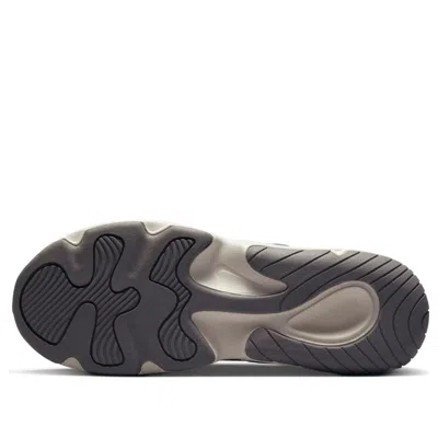 Nike Tech Hera Sneaker In Gray