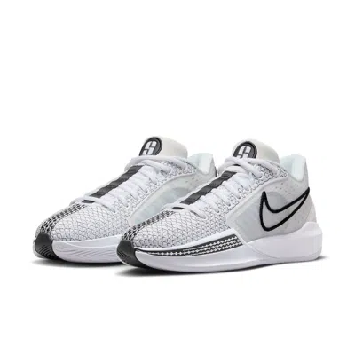 Nike (wmns)  Sabrina 1 Magnetic 'white Black Silver' In Gray
