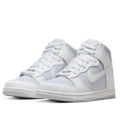 Nike Dunk High In White