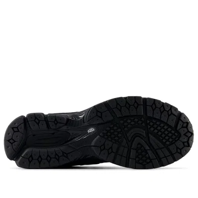 New Balance 1906 'black Metallic Silver' In Black