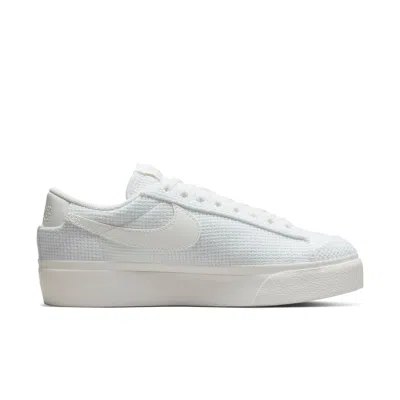Nike (wmns)  Blazer Low Platform Essential 'summit White Woven'