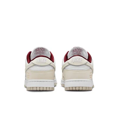 Nike (wmns)  Dunk Low Se Just Do It 'white Phantom' In Neutral