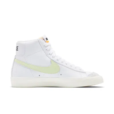 Nike (wmns)  Blazer Mid '77 'barely Volt' In White