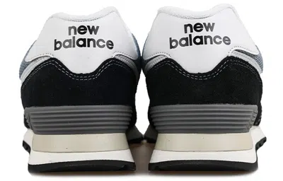 New Balance 574 Classic Sneaker