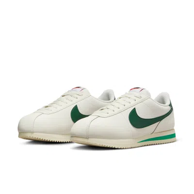 Nike Cortez Sneaker In Green