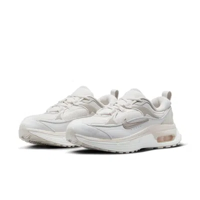 Nike (wmns)  Air Max Bliss 'sail Summit White Light Bone' In Multi