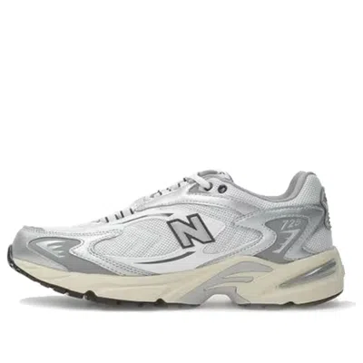 New Balance Men's Ml725v1 Running Sneakers