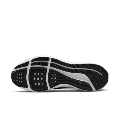 Nike (wmns)  Air Zoom Winflo 9 'grey Metallic Copper' In Gray