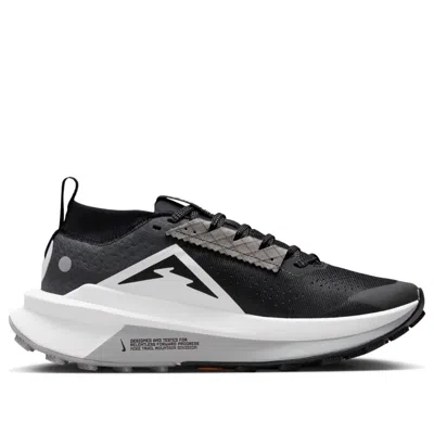 Nike Zegama 2 Trail Running Shoe In Multi