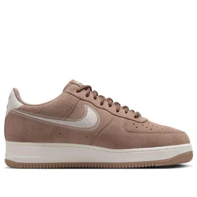 Nike Air Force 1 07 Lv8 Sneakers In Brown