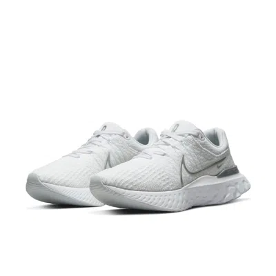 Nike (wmns)  React Infinity Run Flyknit 3 'white Metallic Silver'