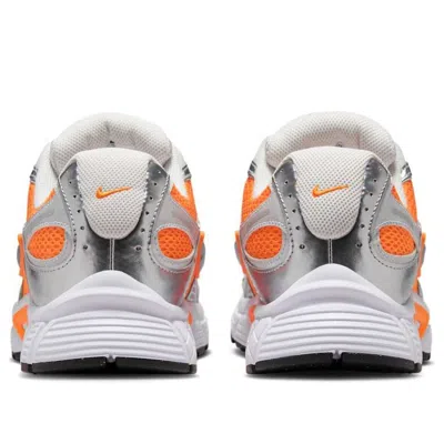 Nike V5 Rnr Sneakers In Multi