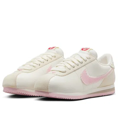 Nike Cortez Sneaker In White