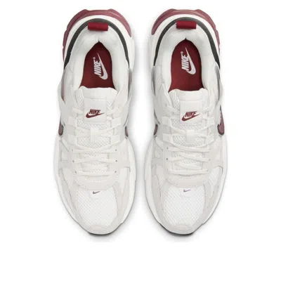 Nike V2k Run Glitter Sneakers In White And Red In White