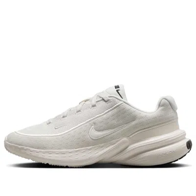 Nike (wmns)  Uplift Sc 'phantom Light Orewood Brown' In Neutral