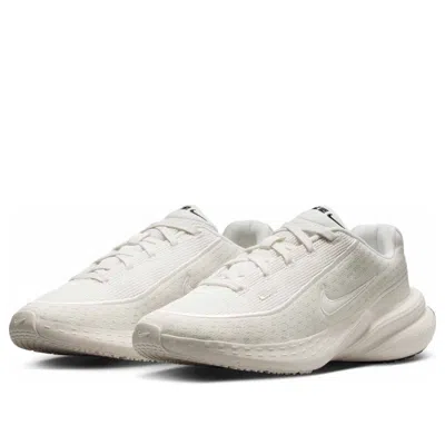 Nike (wmns)  Uplift Sc 'phantom Light Orewood Brown' In Neutral