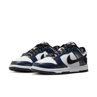 Nike (wmns)  Dunk Low Se 'just Do It - Iridescent' In Blue