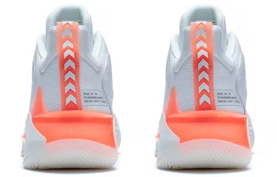 Li-ning Liren 3 'white Orange' In Blue