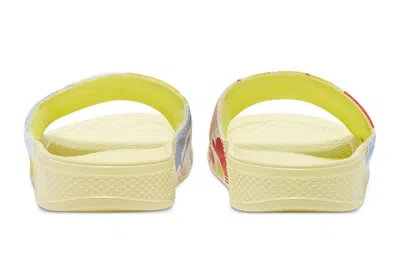 Converse (wmns)  Chuck Taylor All Star Slide Slippers Yellow