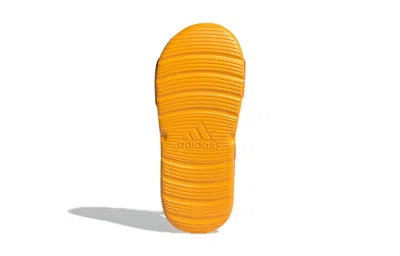 Adidas Originals (gs) Adidas Altaswim X Disney Mickey Mouse In Red