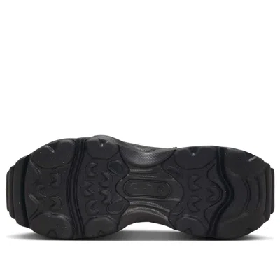 Nike (wmns)  Air Max Flyknit Venture 'black Metallic Silver'