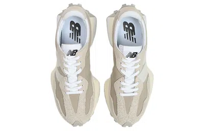 New Balance Women's 327