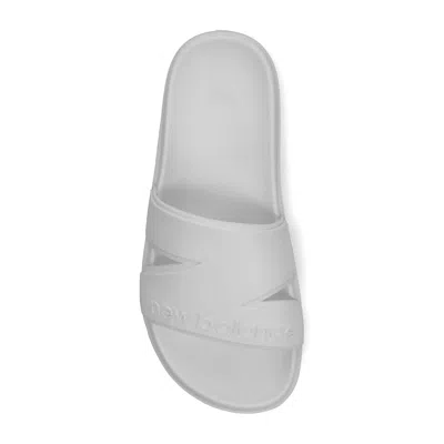 New Balance Unisex 200 N Sandals In White
