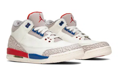 Air Jordan (gs)  3 Retro 'international Flight' In Red