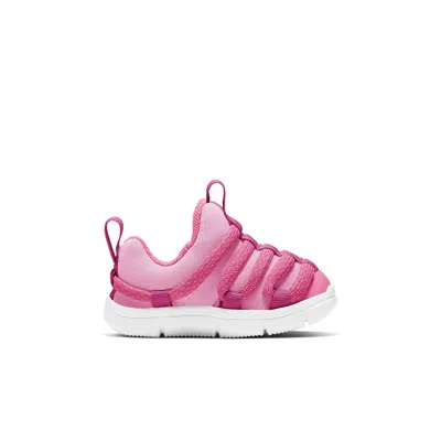 Nike (td)  Novice Sports Casual Shoes In Pink