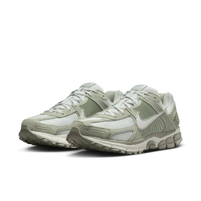 Nike Zoom Vomero 5 Sneakers Jade Horizon / Light Silver In Green