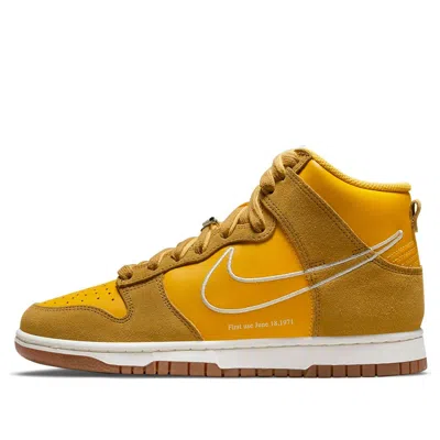 Nike (wmns)  Dunk High Se 'first Use Pack - University Gold'